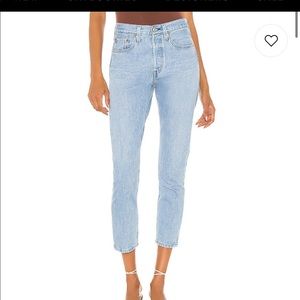 Levi 501 Skinny Light Wash
